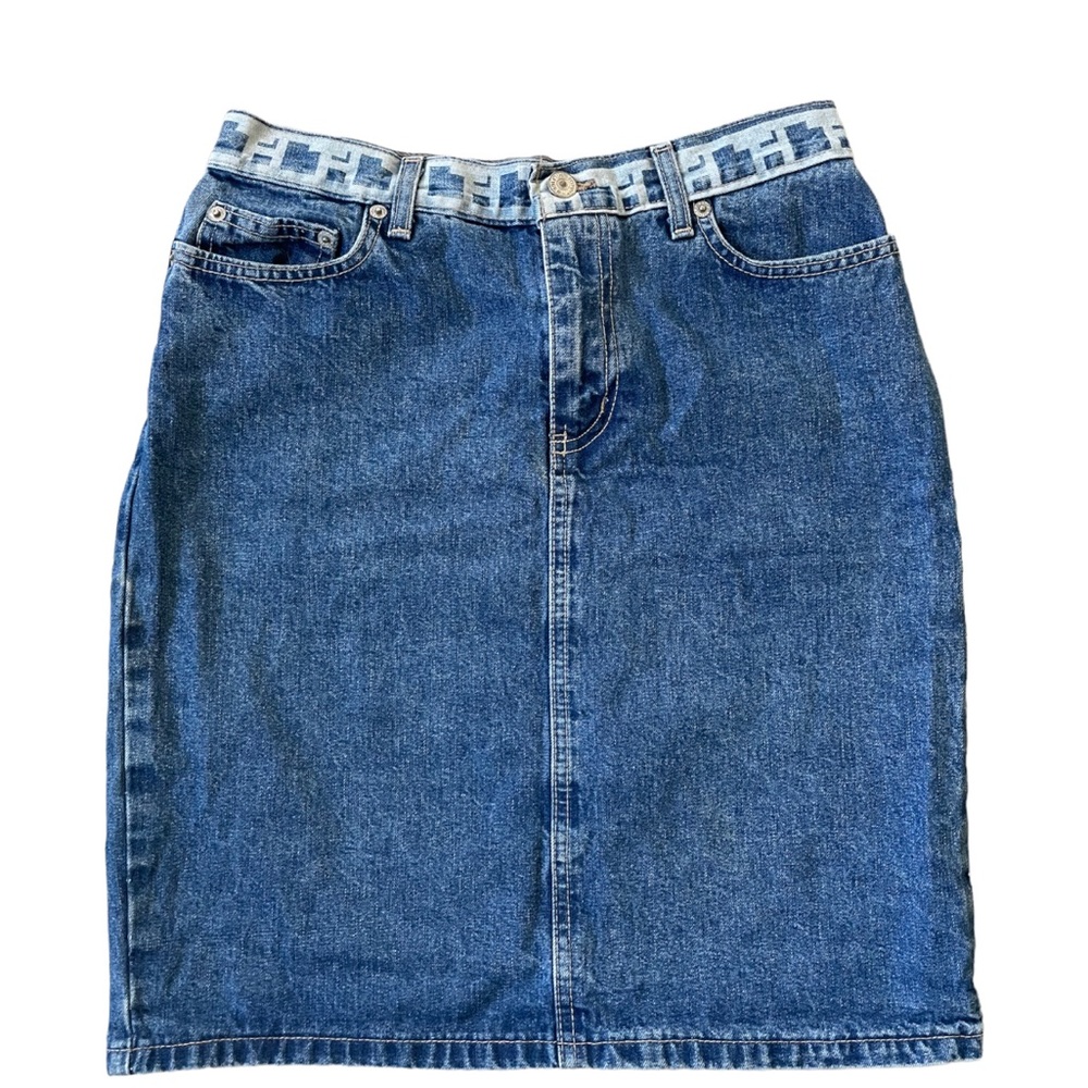 Vintage Tommy Hilfiger skirt- great condition!